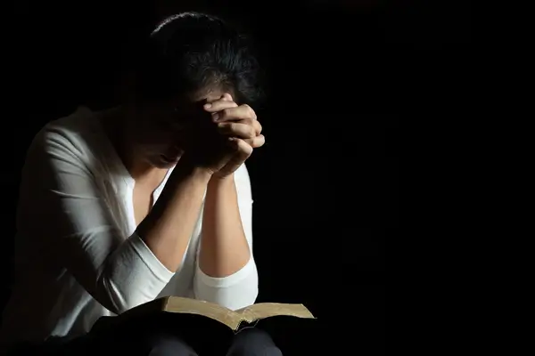 Por que Deus permite o sofrimento: Uma Visão Bíblica